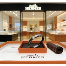 에르메스(HERMES) 가죽 스트랩 팔찌 악세사리