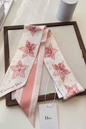 디올(DIOR) 스타 패턴 트윌리 실크 스카프 목도리 스카프