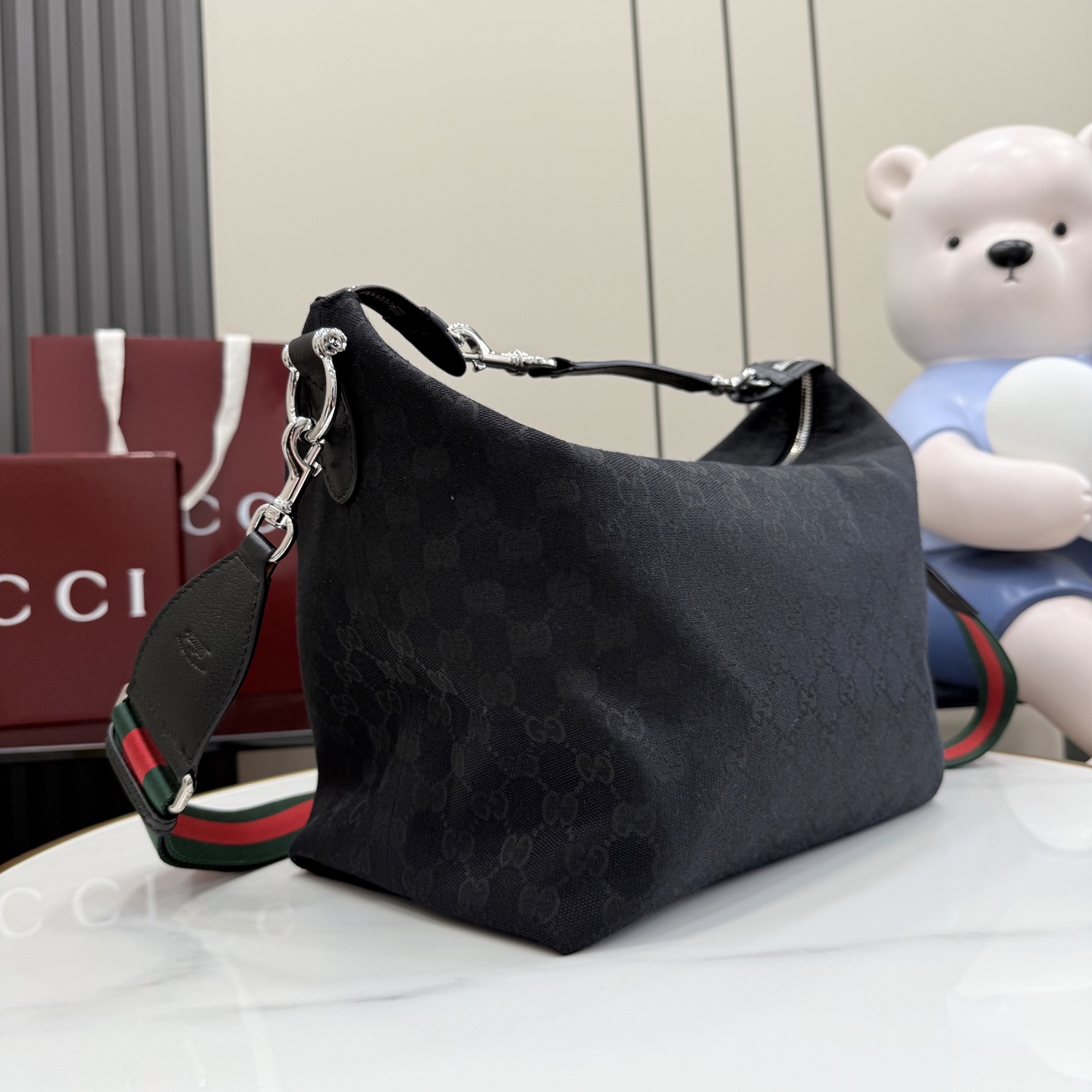 구찌(Gucci) 브레라(Brera) 블랙 GG 캔버스 핸드백 가방 라지