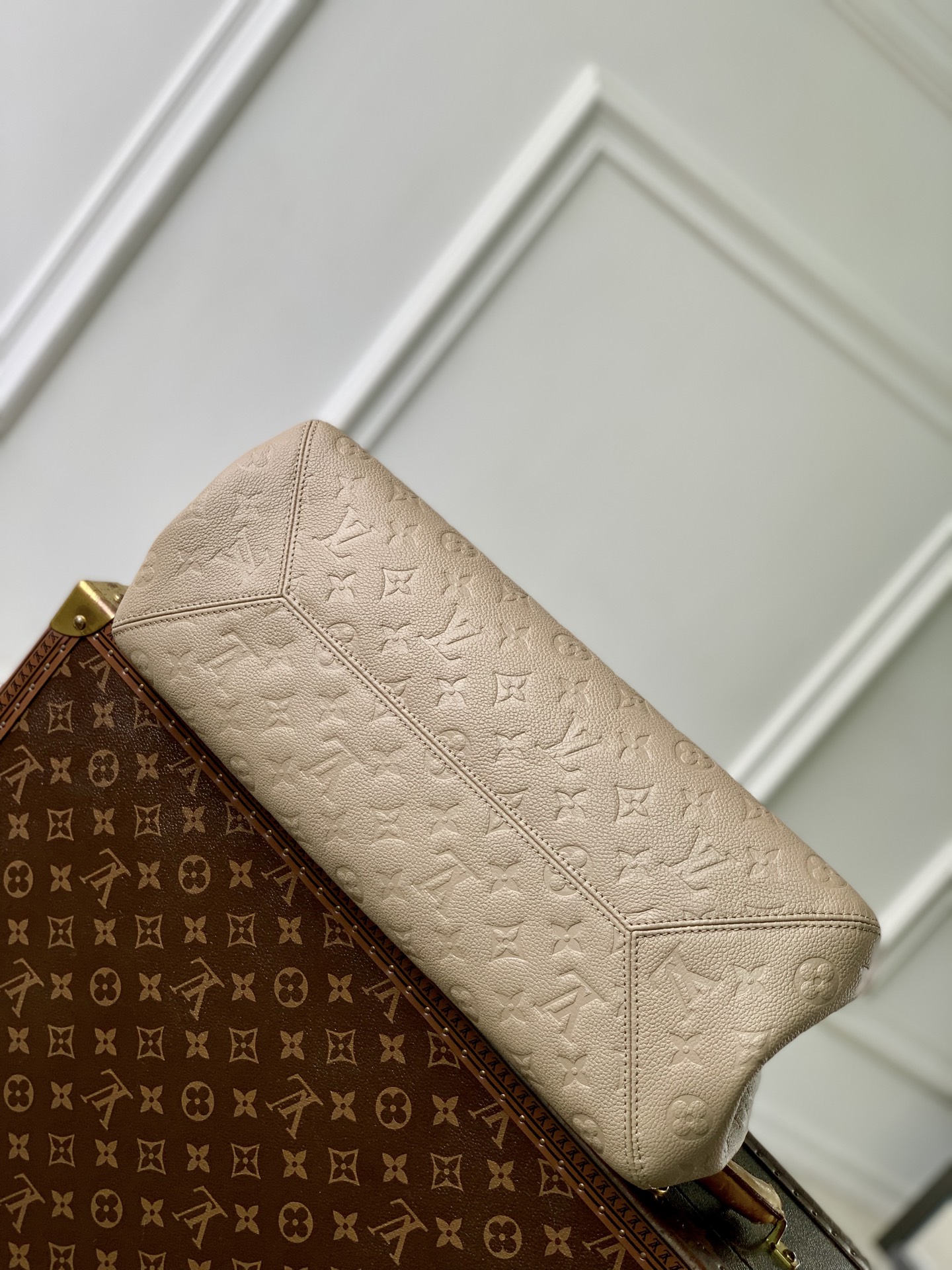 루이비통(Louis Vuitton) LV 올 인 원(All In One) MM - 그레이 가방