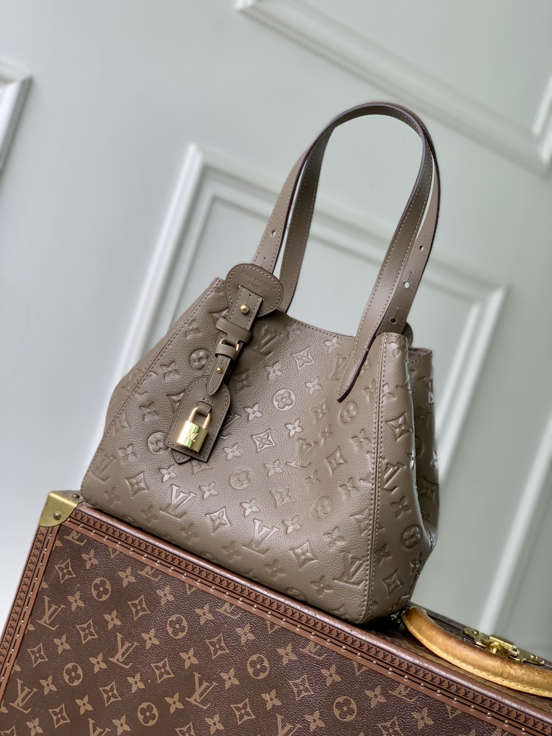 루이비통(Louis Vuitton) LV 올 인 원(All In One) PM - 그레이 가방