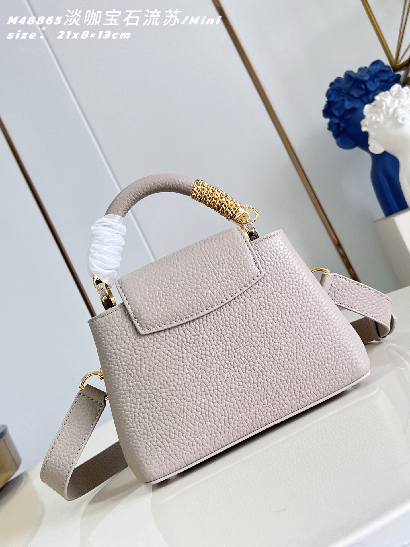 루이비통(Louis Vuitton) LV 카퓌신(Capucines) 토트백 숄더백 가방 미니