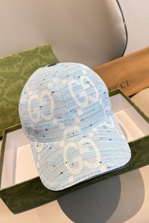 구찌(GUCCI) 더블 GG 로고 볼캡 모자