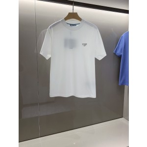 프라다(PRADA) 로고 포인트 반팔 티셔츠 의류