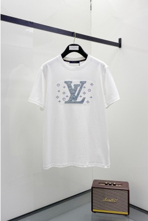 루이비통(LV) 로고 반팔 티셔츠 의류