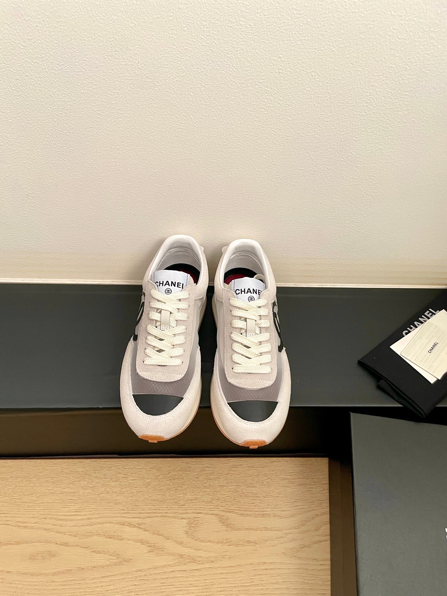 샤넬(CHANEL) 판다 컬러 독일군 스니커즈 신발