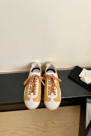 샤넬(CHANEL) 클래식 독일군 스니커즈 신발