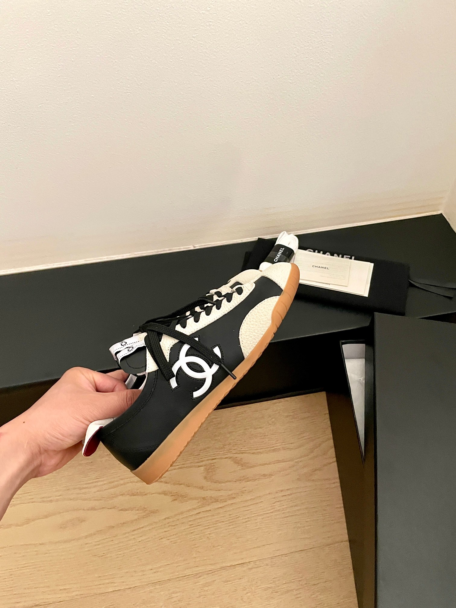 샤넬(CHANEL) 클래식 독일군 스니커즈 신발