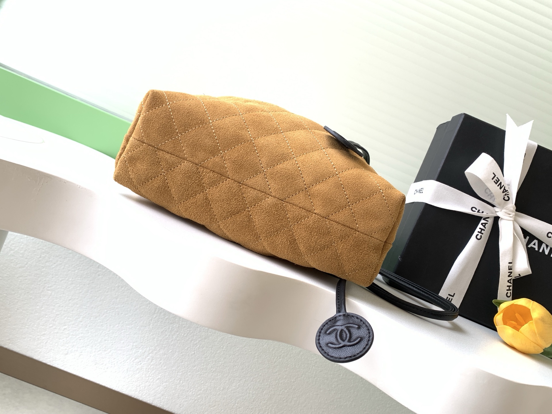 샤넬(Chanel) 럭키백(복주머니) 퀼팅 드로스트링 버킷백 가방