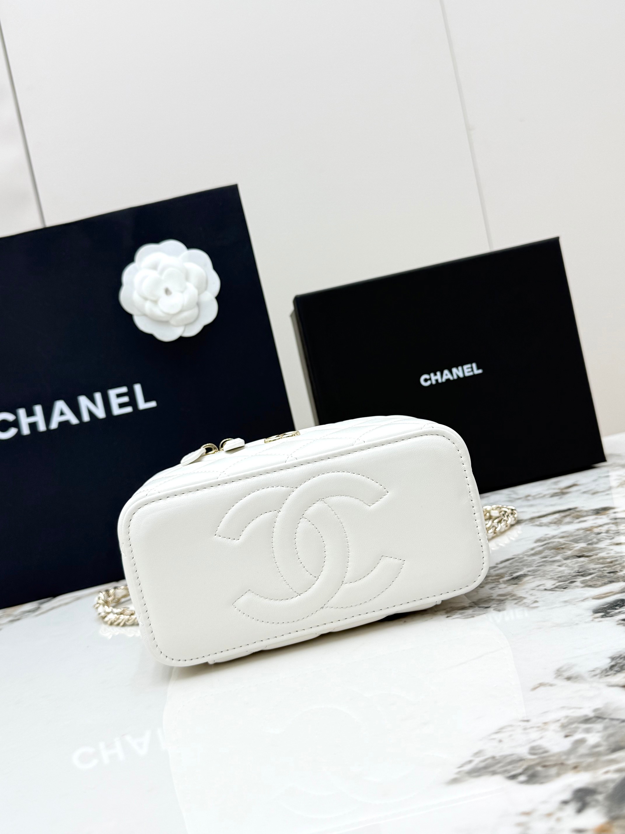 샤넬(Chanel) 21K 베니티 체인백 파우치백 가방 - 라지