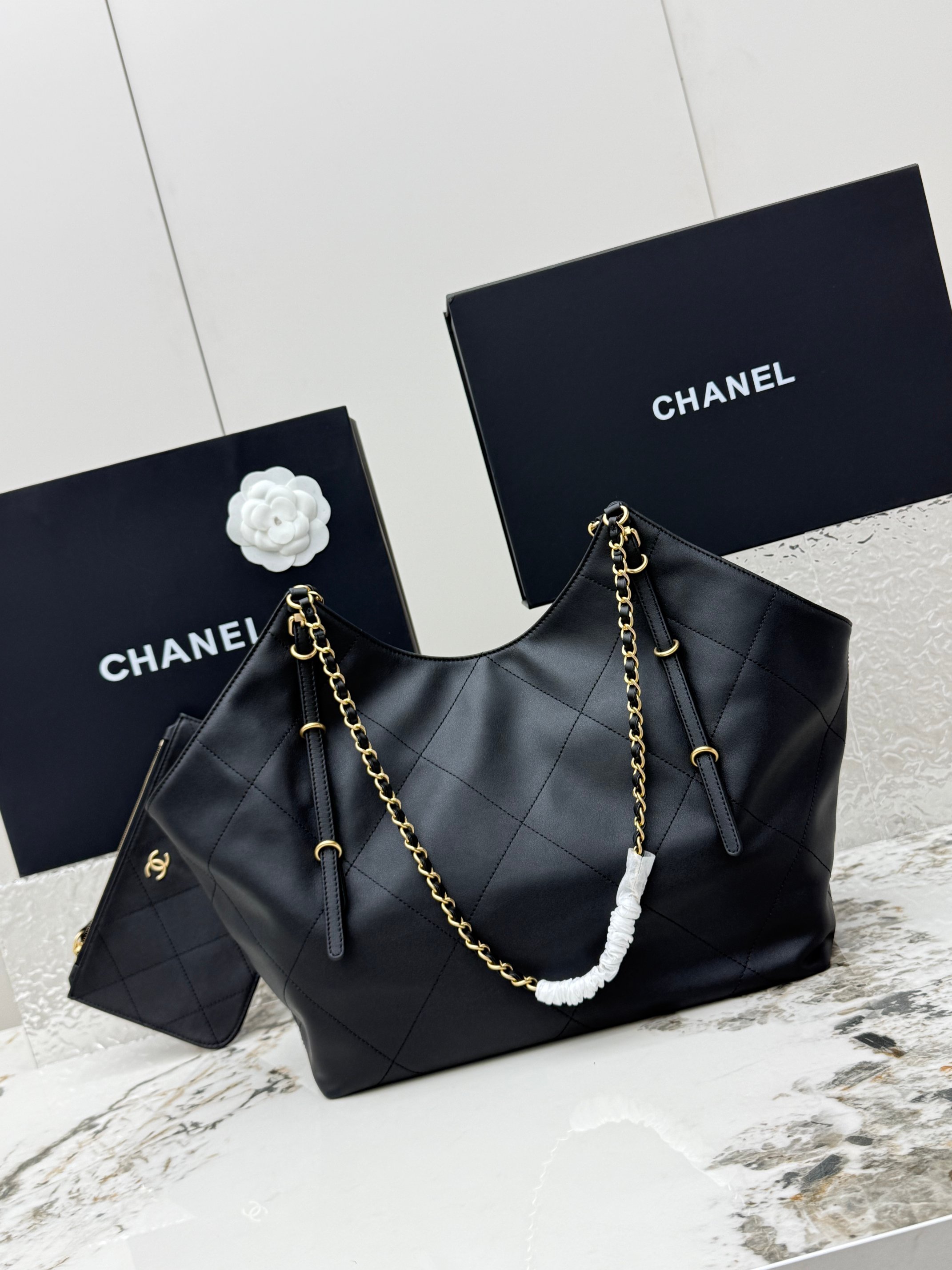 샤넬(Chanel) 쇼퍼 토트백 가방 - 라지