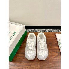 보테가베네타(BOTTEGA VENETA) 오르빗 스니커즈 신발
