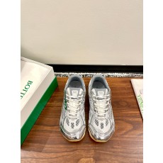 보테가베네타(BOTTEGA VENETA) 오르빗 스니커즈 신발