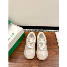 보테가베네타(BOTTEGA VENETA) 오르빗 스니커즈 신발