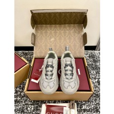 구찌(GUCCI) 큐브 러닝 스니커즈 신발