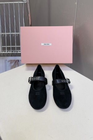 미우미우(MIU MIU) 레트로 메리제인 슈즈 신발