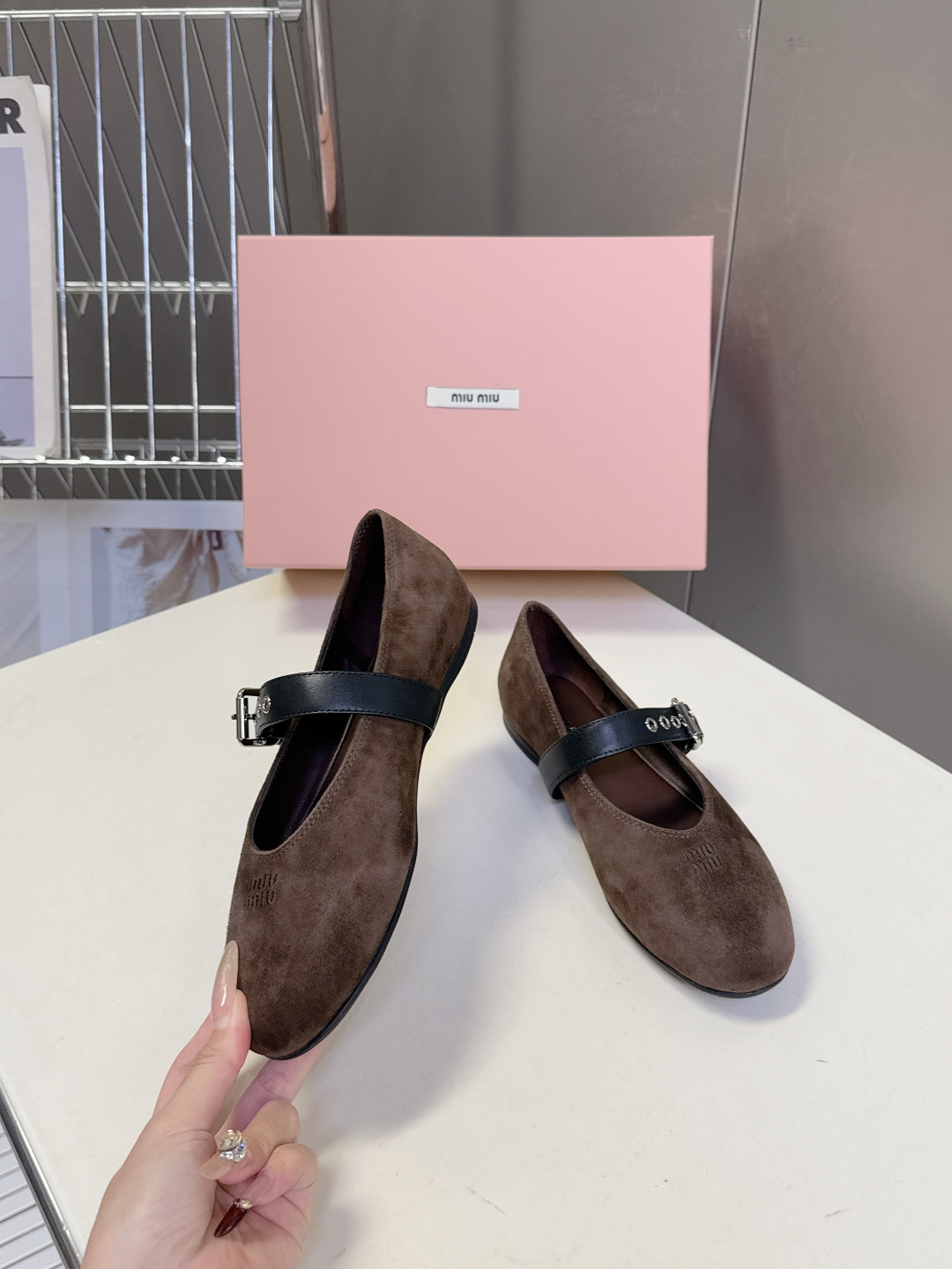 미우미우(MIU MIU) 레트로 메리제인 슈즈 신발