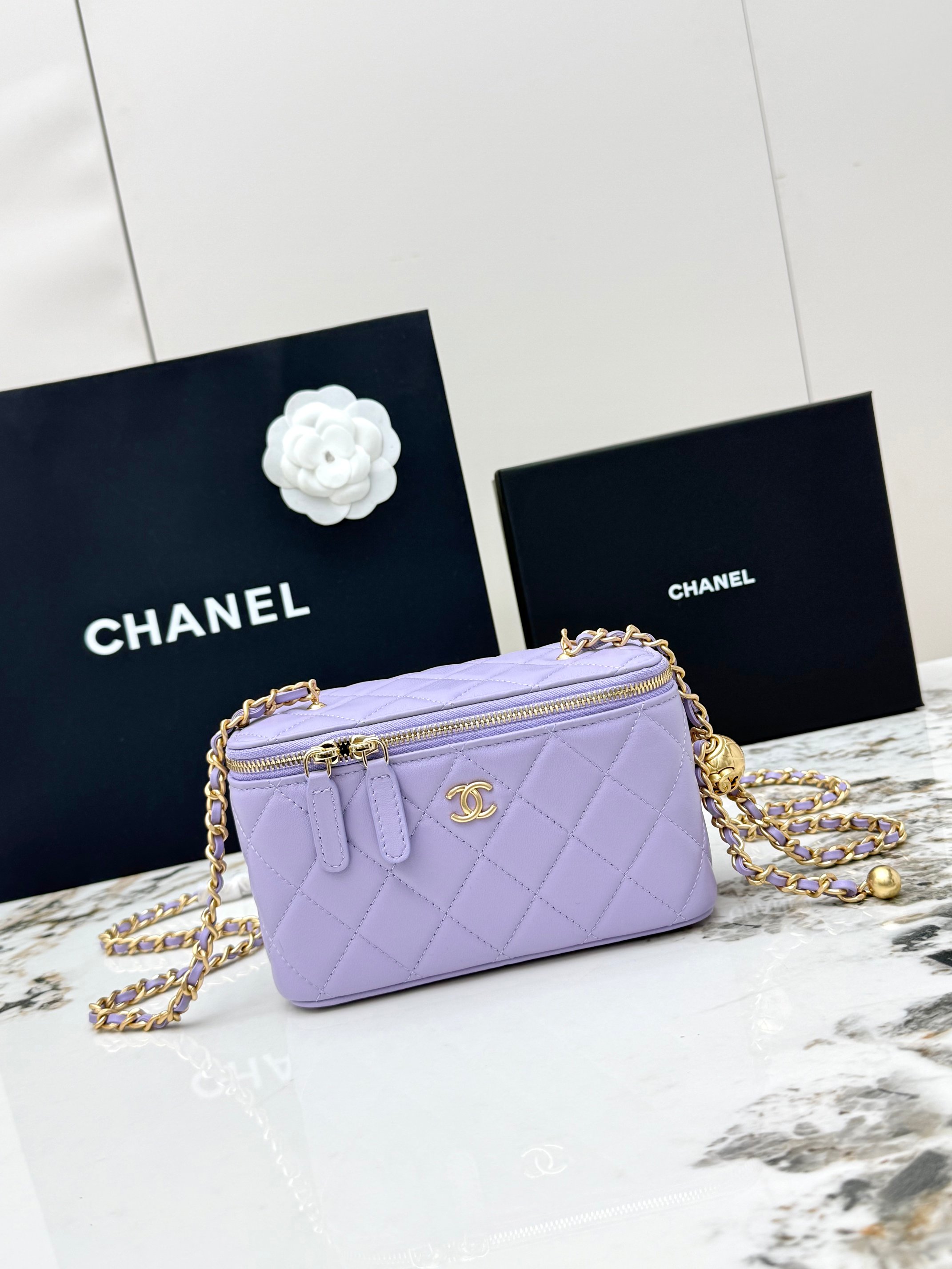 샤넬(Chanel) 24K 금볼 베니티 체인백 파우치백 가방 - 라지