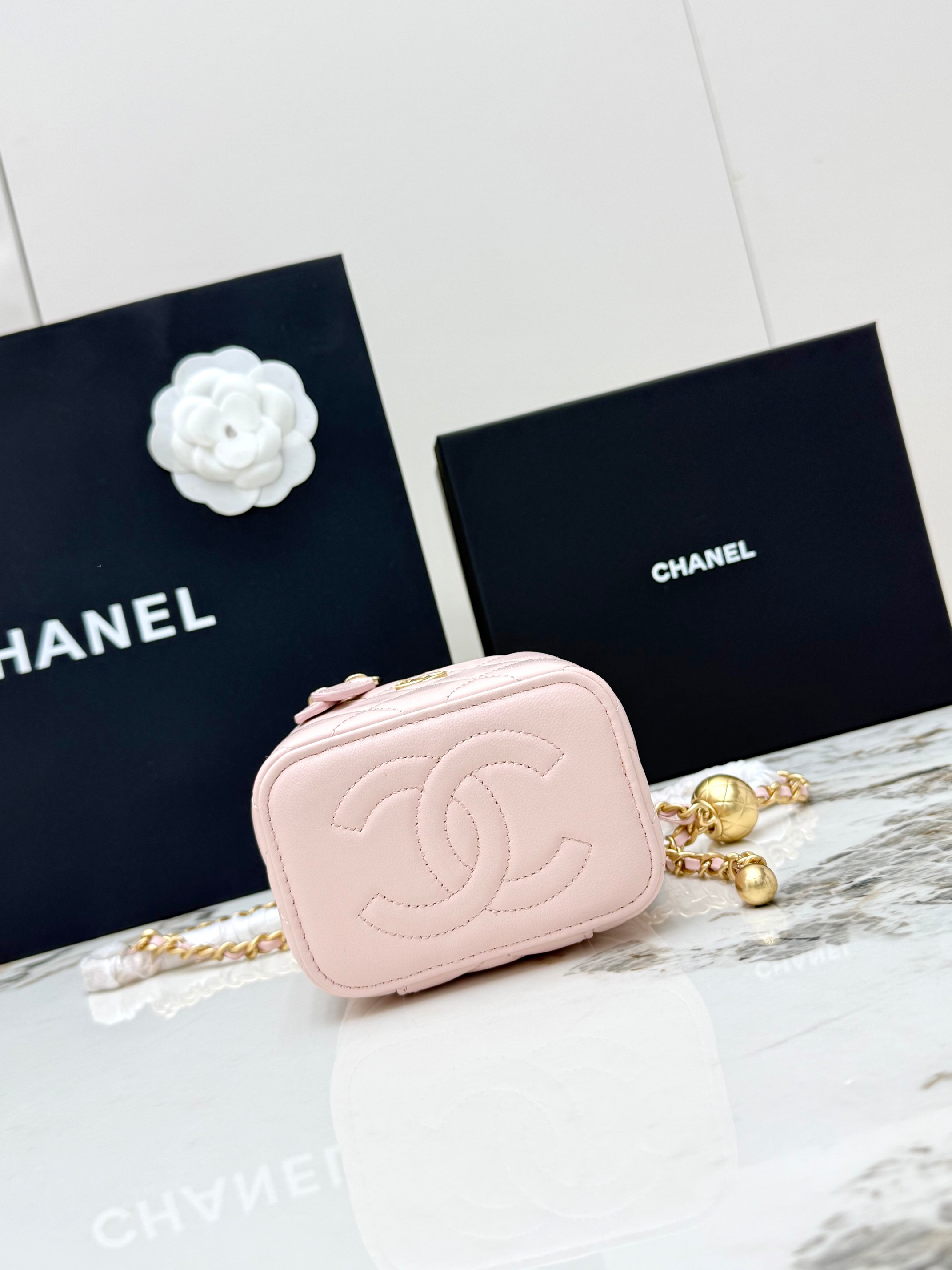 샤넬(Chanel) 21C 금볼 베니티 체인백 파우치백 가방 - 스몰