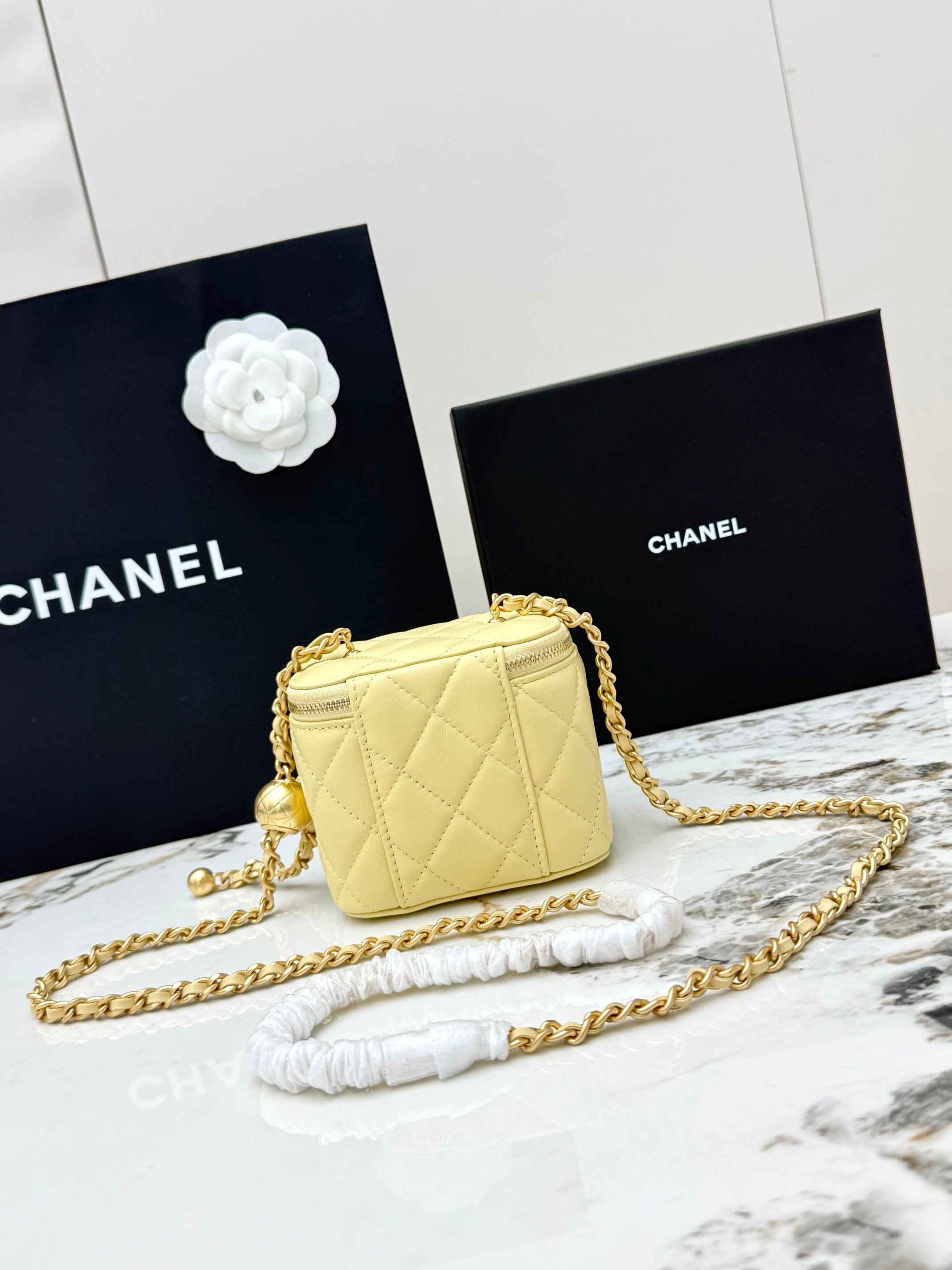 샤넬(Chanel) 21C 금볼 베니티 체인백 파우치백 가방 - 스몰