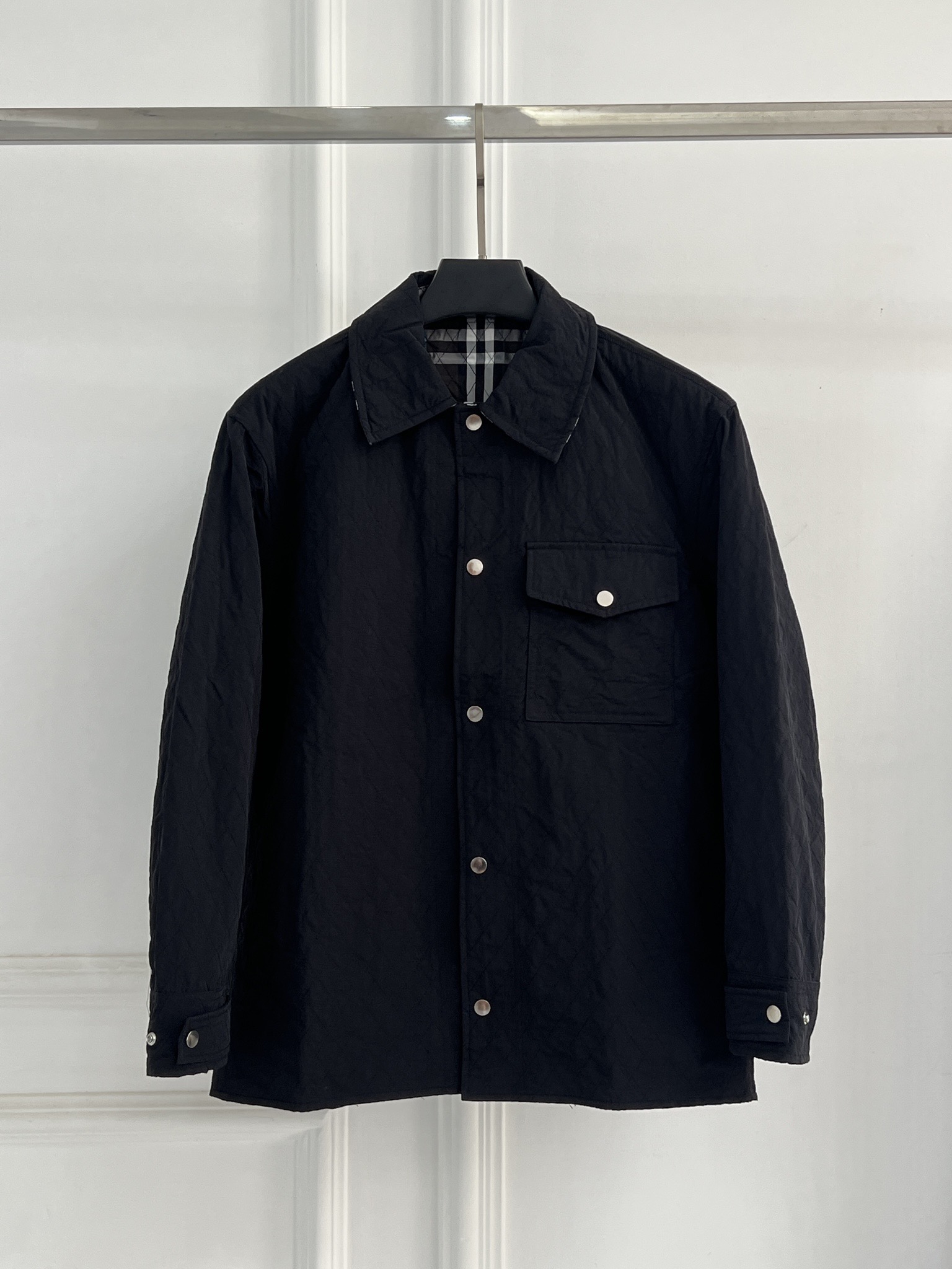 버버리(BURBERRY) 리버서블 체크 퀼팅 패딩 자켓 의류