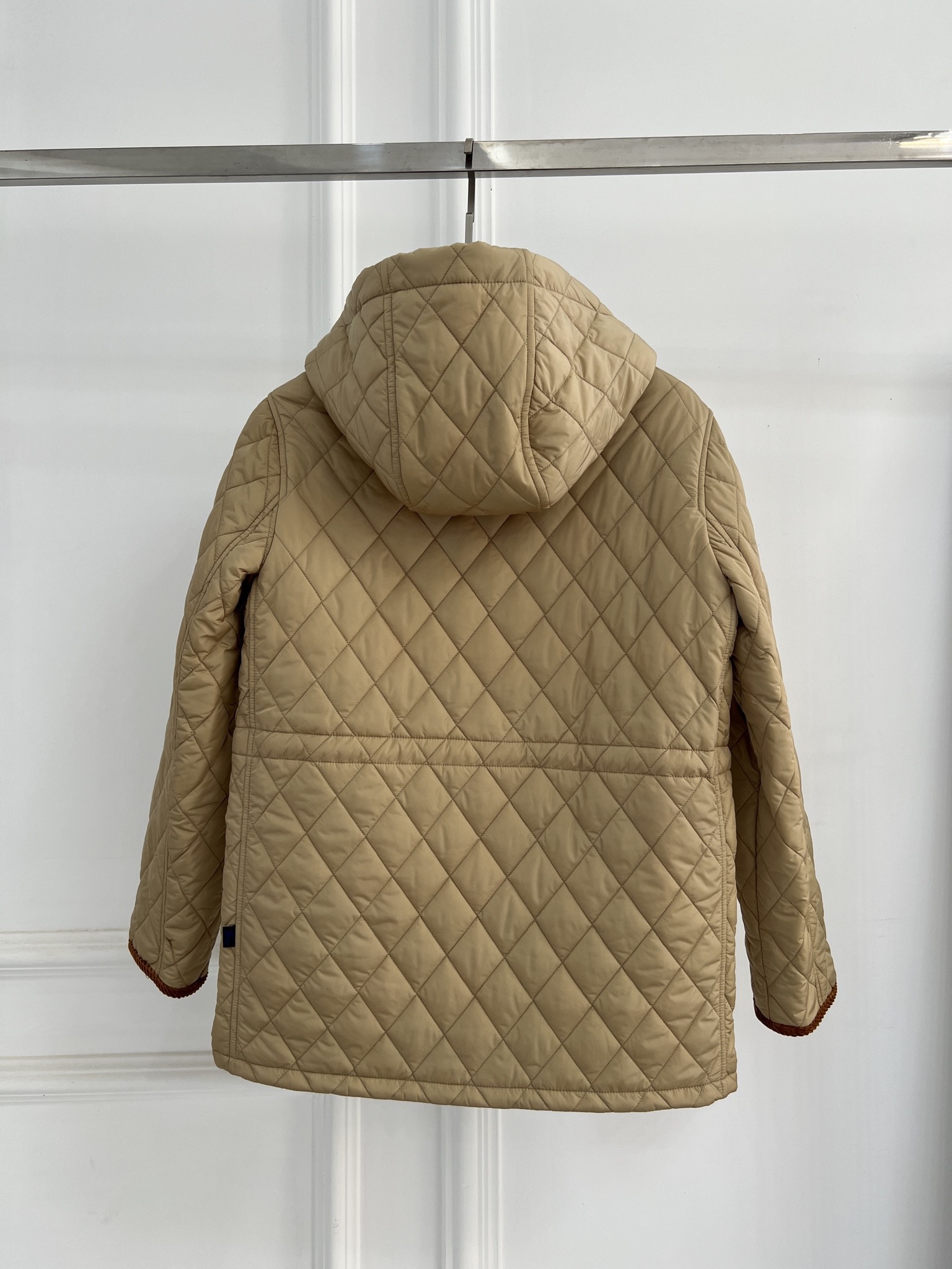 버버리(BURBERRY) 체크 안감 후드 패딩 자켓 의류