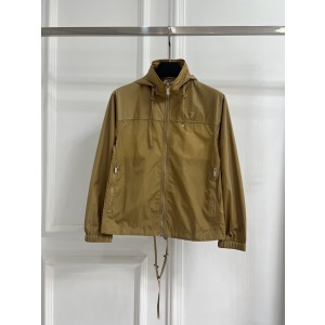 버버리(BURBERRY) 라이트 나일론 후드 자켓 의류