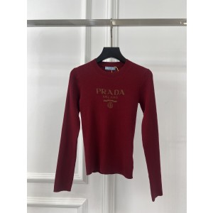 프라다(PRADA) 로고 슬림핏 니트 롱슬리브 의류
