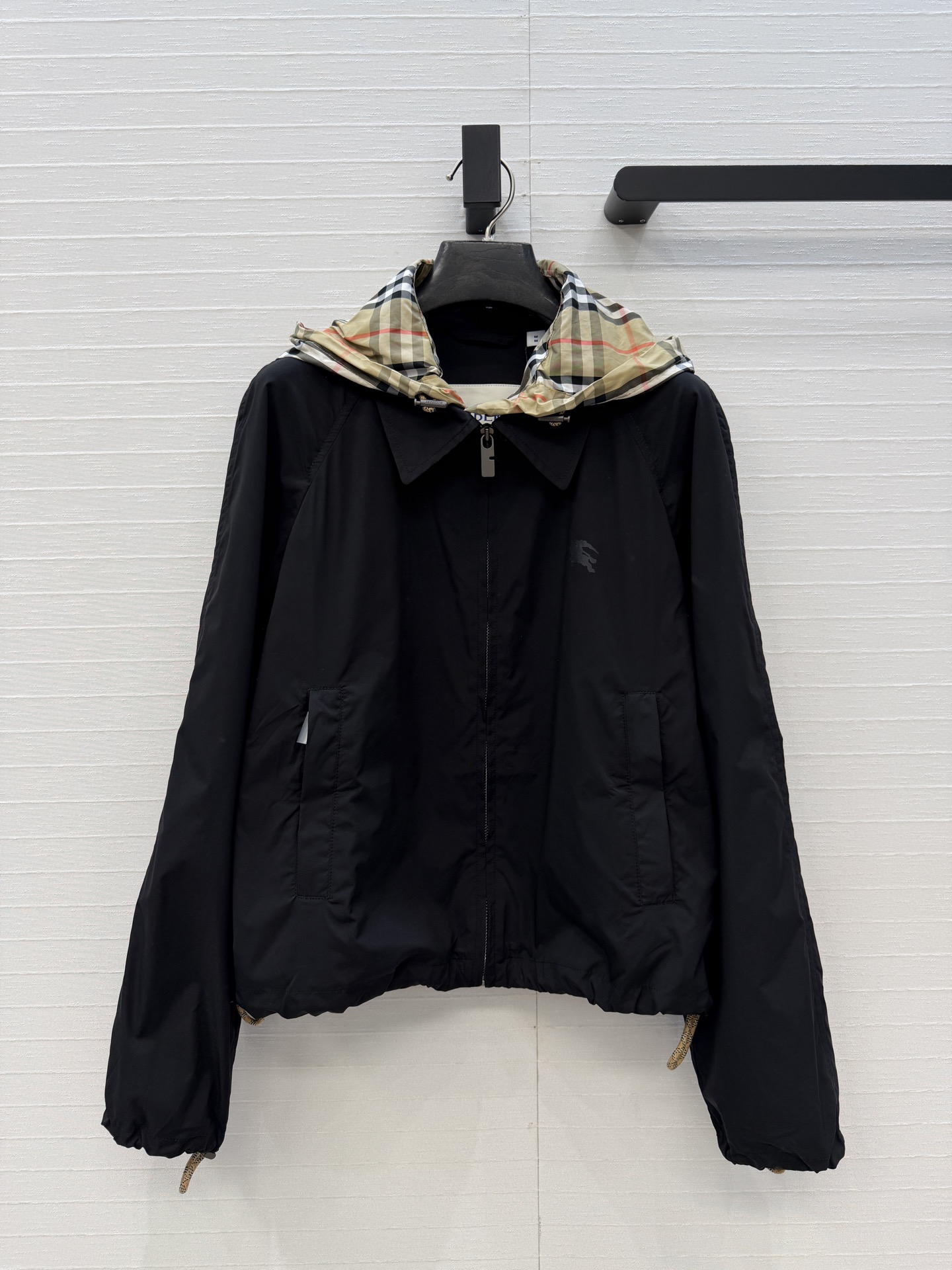 Burberry 버버리 탈부착 후드 경량 플라이트 자켓 재킷 의류