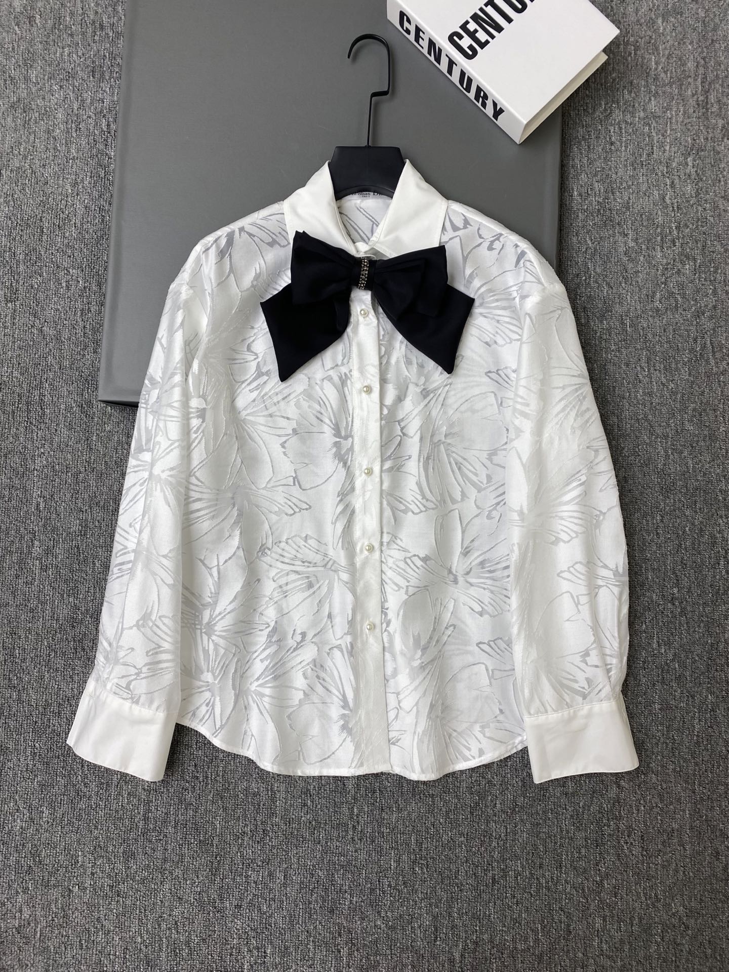 Dior CD 디올 펀칭 리본 상하의 셔츠 팬츠 세트 셋업 의류