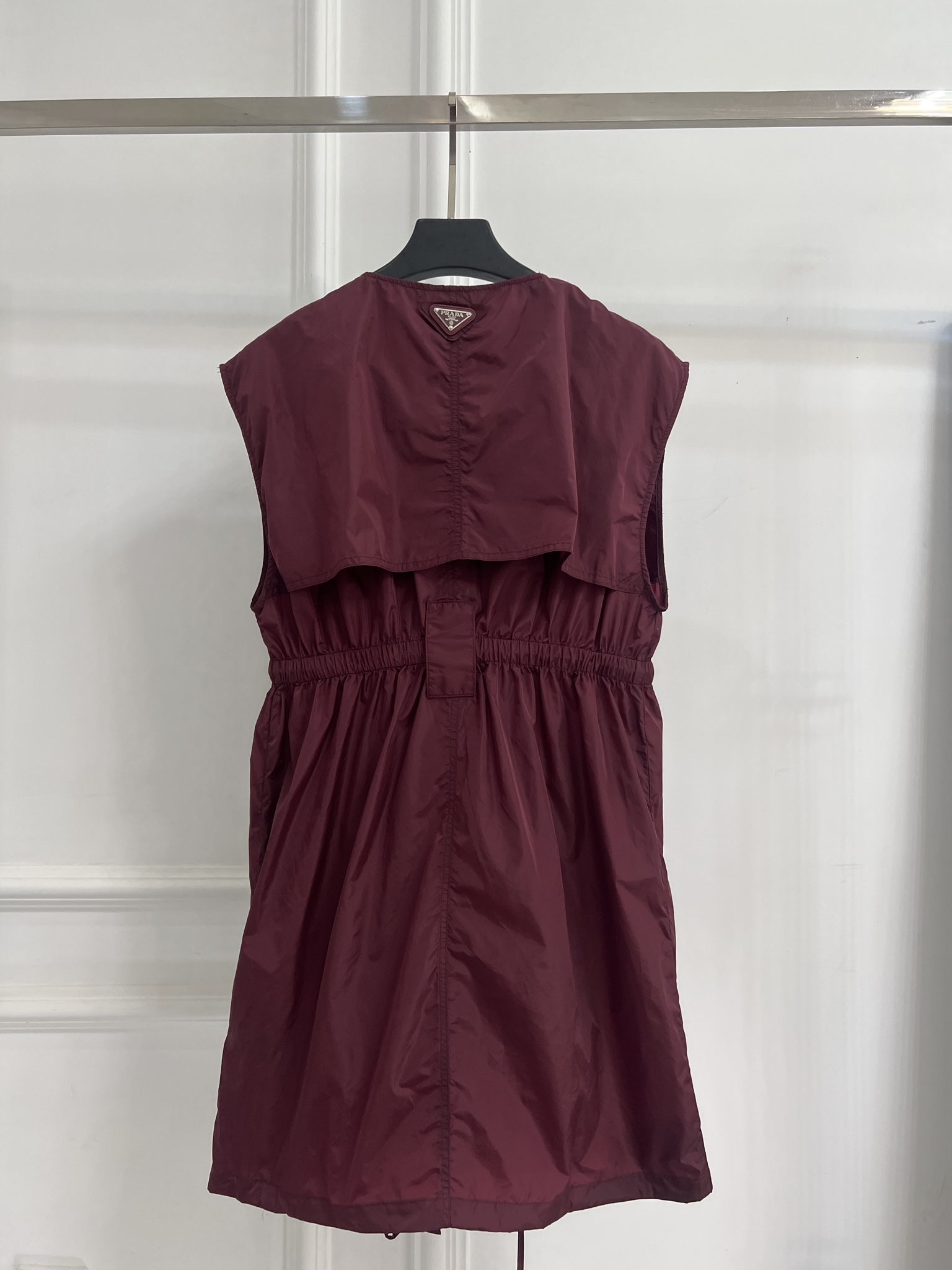 프라다(PRADA) 스트링 디테일 나일론 원피스 의류