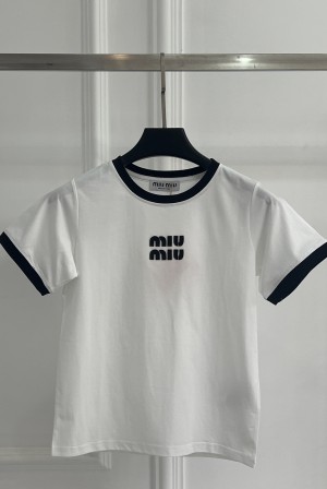 미우미우(MIU MIU) 배색 로고 반팔 티셔츠 의류