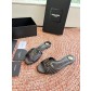 생로랑(SAINT LAURENT) 셔링 레더 힐 슬리퍼 신발