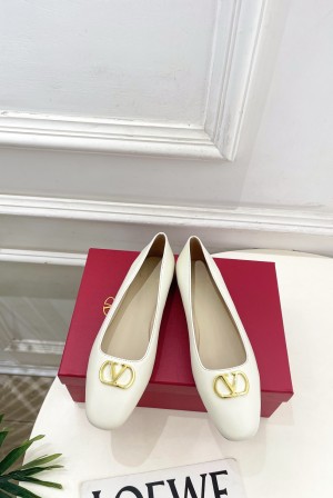 발렌티노(VALENTINO) 발레 플랫 슈즈 신발