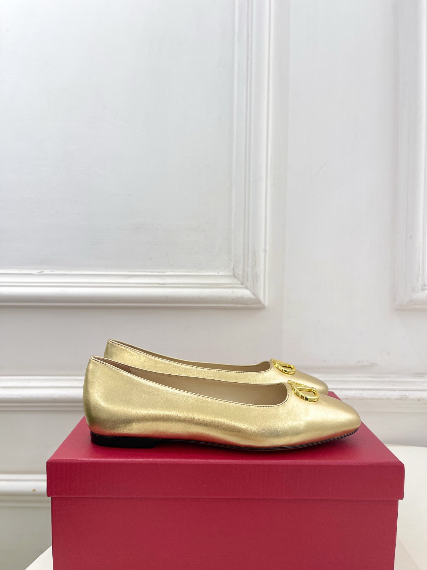 발렌티노(VALENTINO) 발레 플랫 슈즈 신발