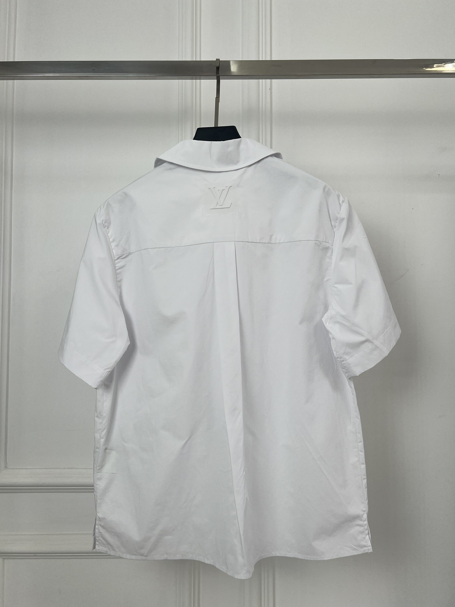 루이비통(LV) 자수 반팔 셔츠 의류