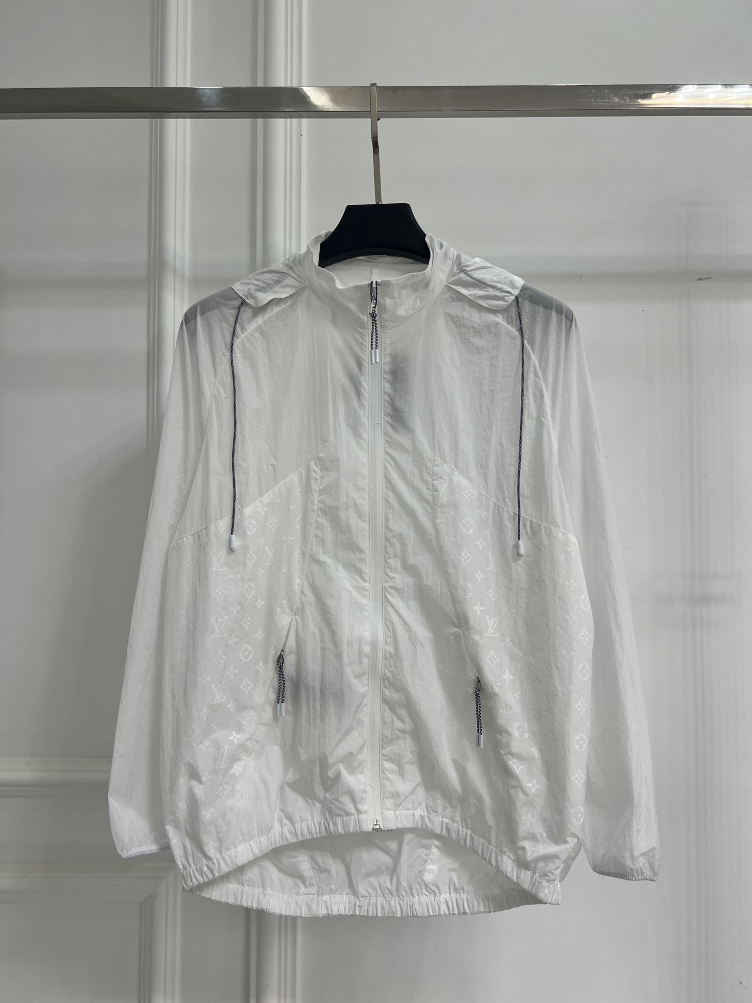 루이비통(LV) 후드 집업 자켓 의류