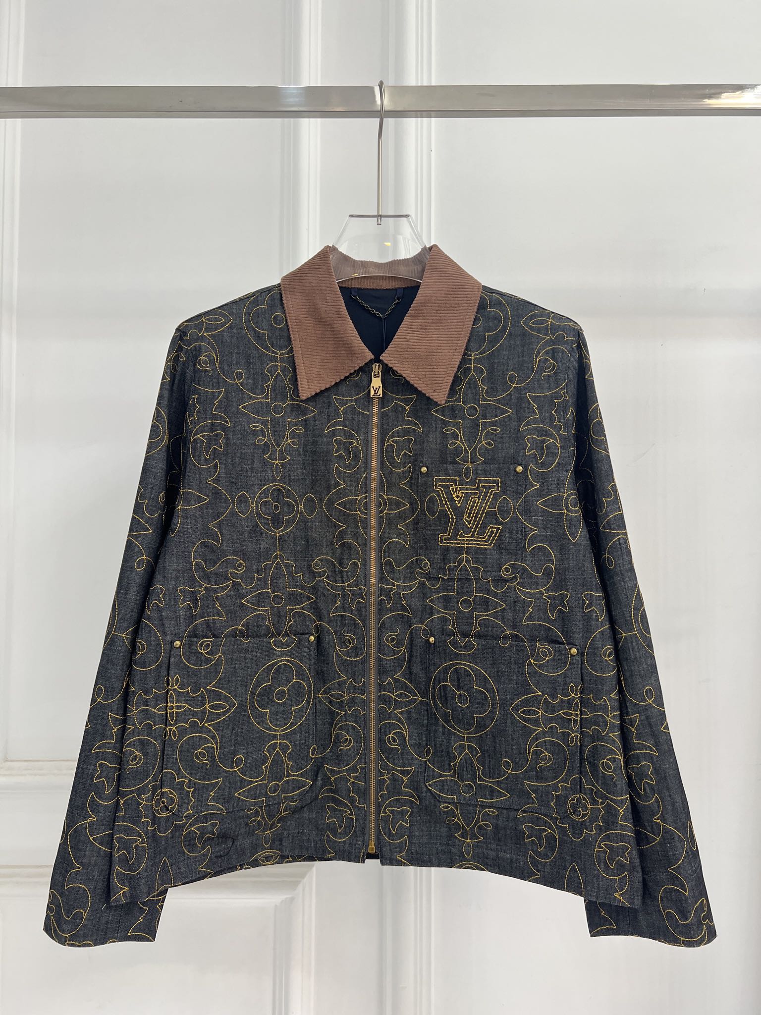 루이비통(LV) 올오버 자수 데님 자켓 의류