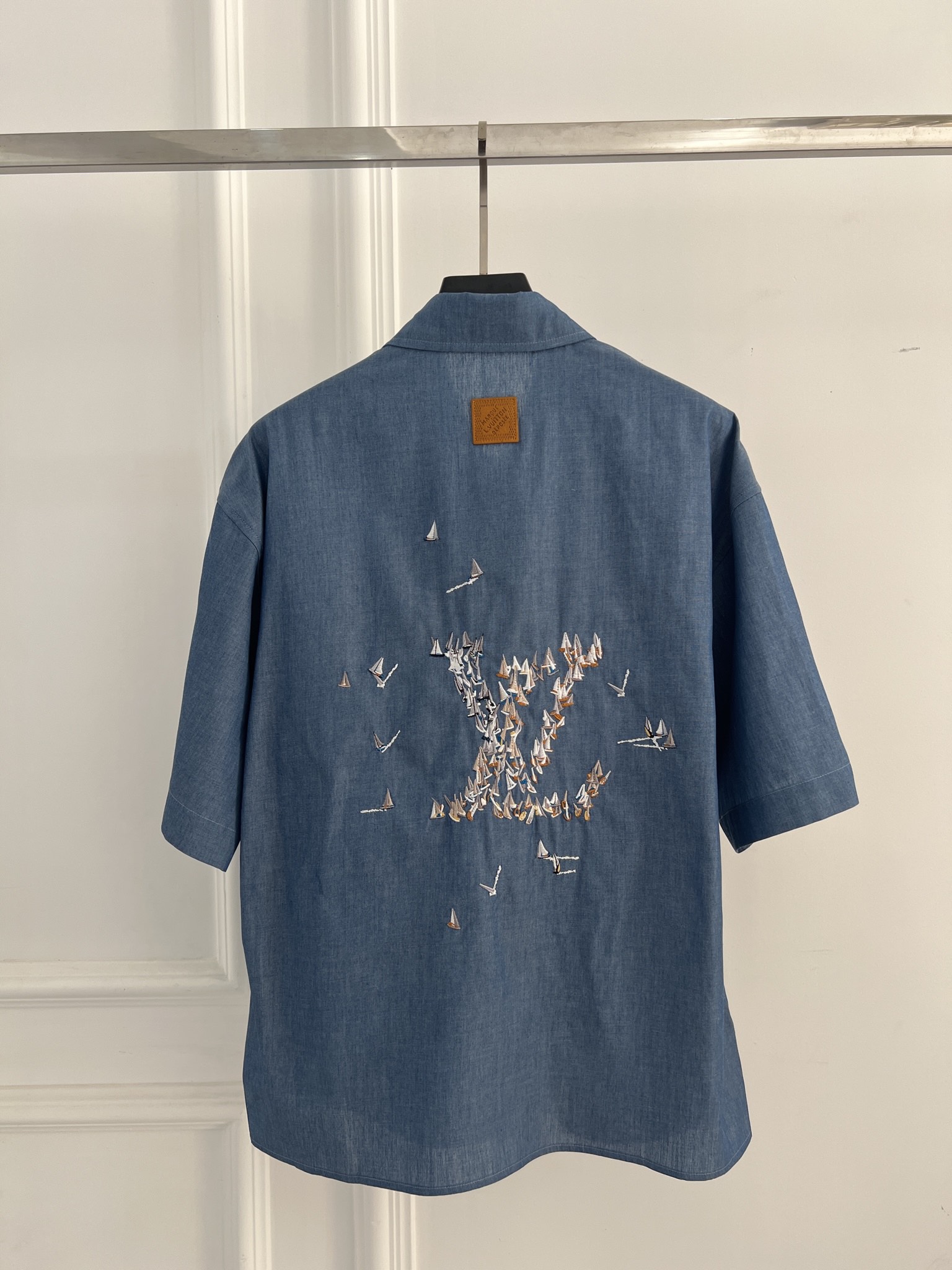 루이비통(LV) 데님 반팔 셔츠 의류