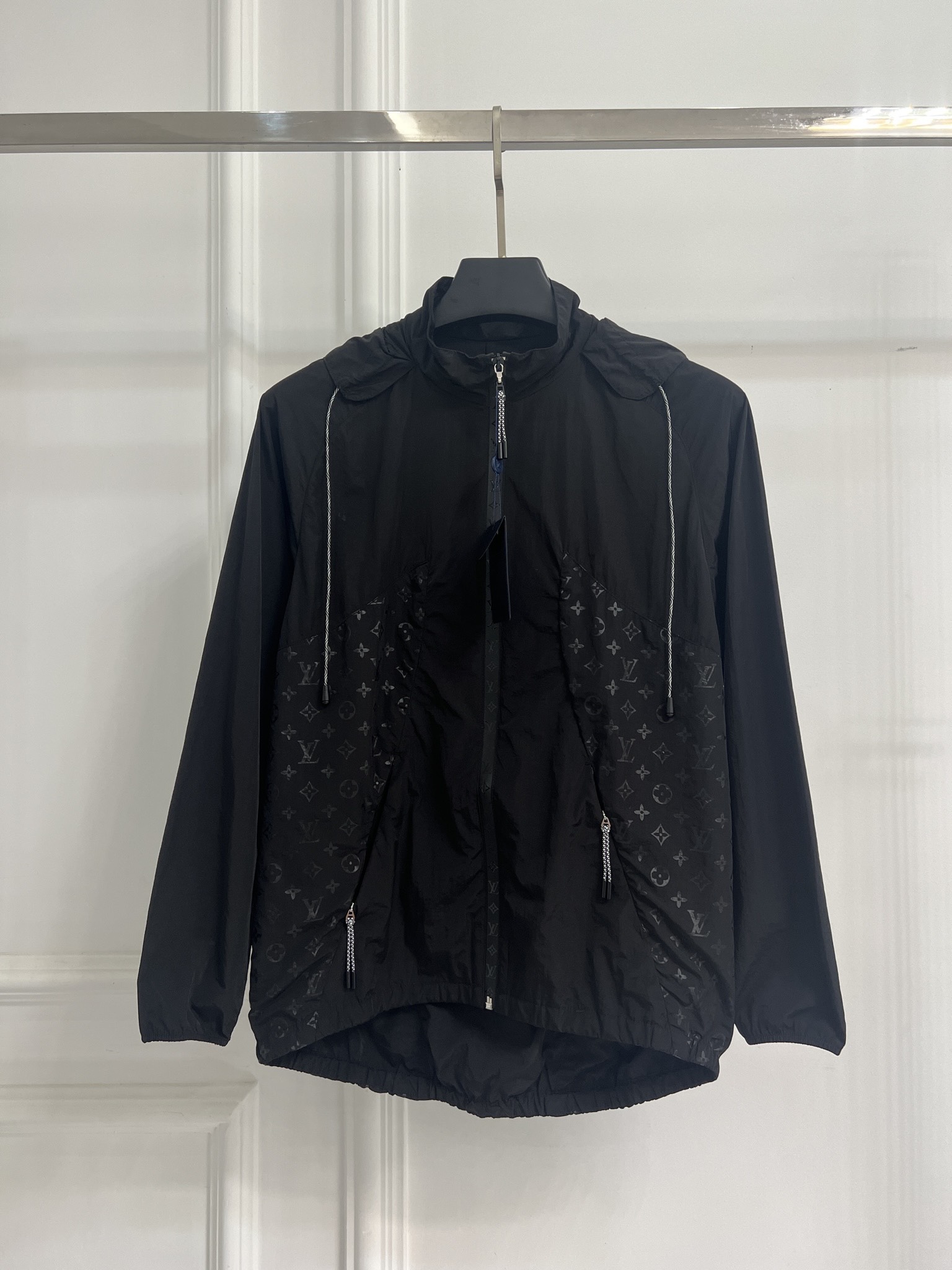 루이비통(LV) 후드 집업 자켓 의류