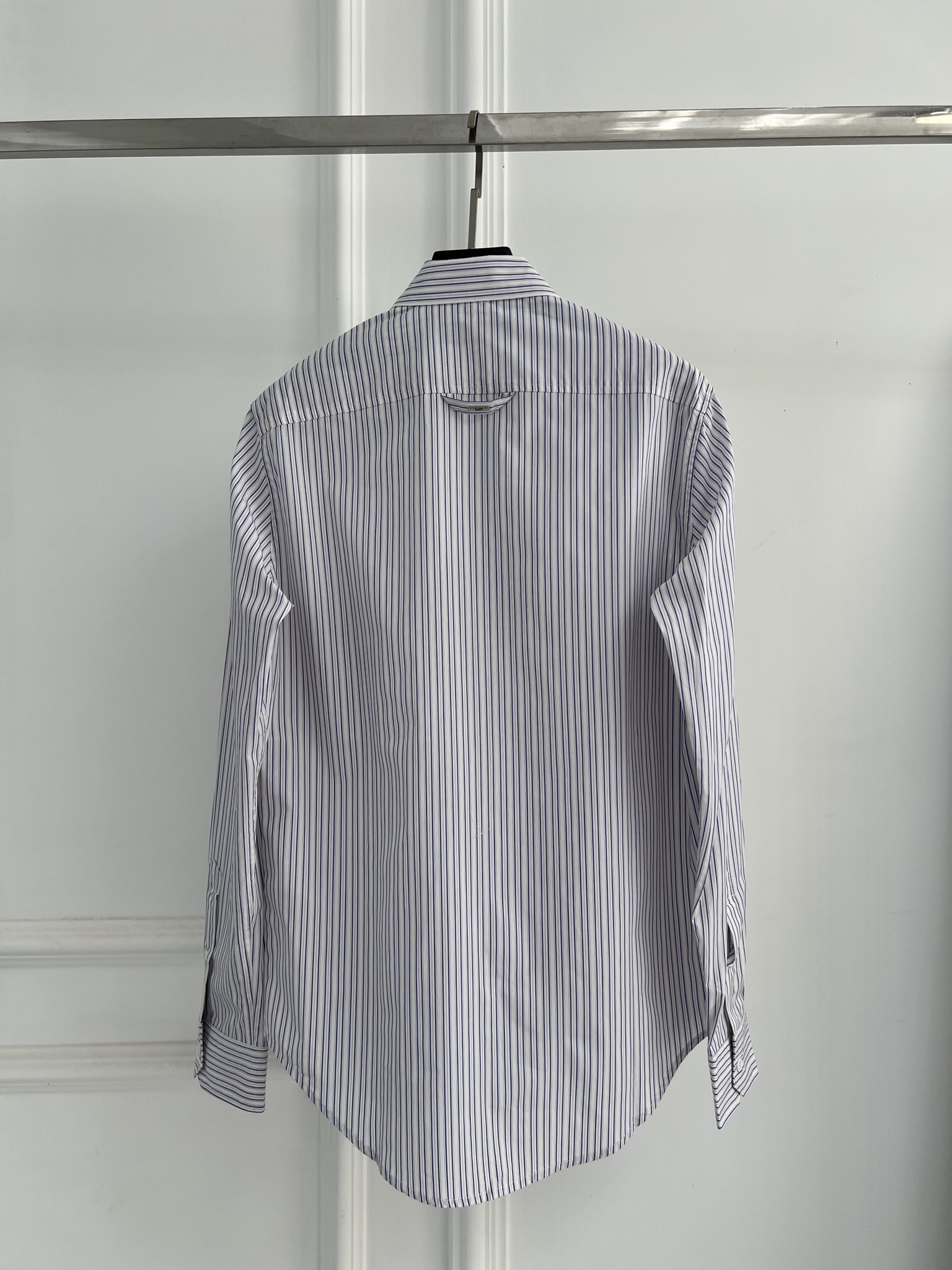 루이비통(LV) 스트라이프 긴팔 셔츠 의류