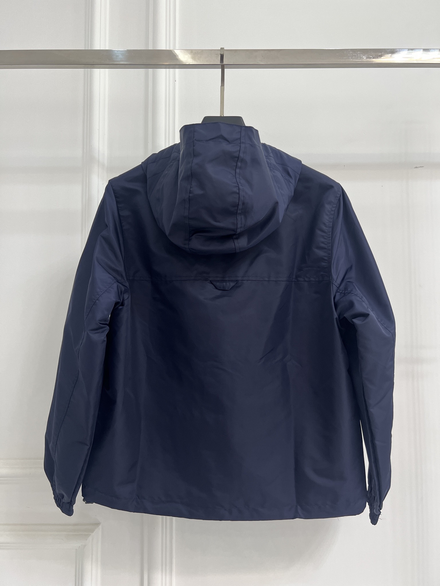 루이비통(LV) 자카드 패턴 바람막이 의류