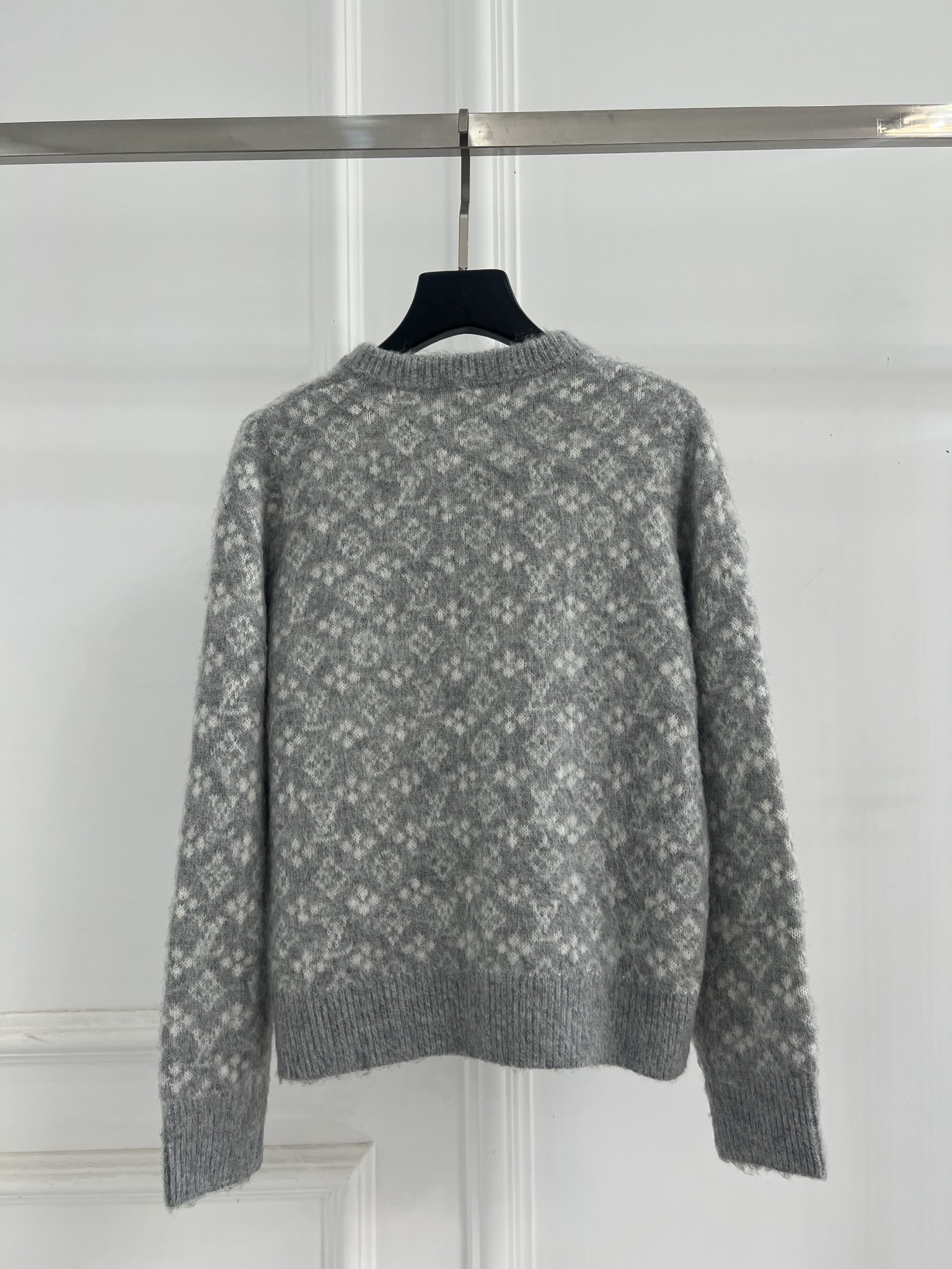 루이비통(LV) 로고 울 니트 가디건 의류