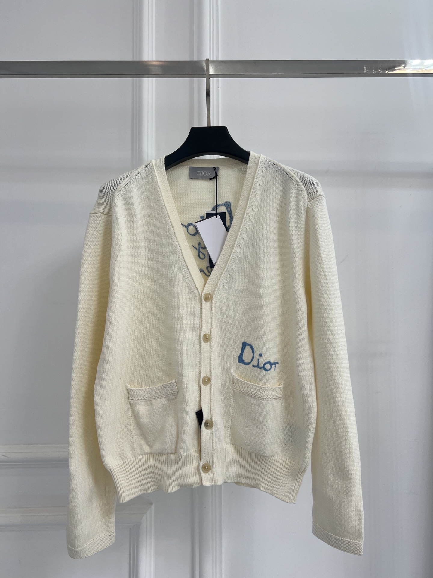 디올(DIOR) 자수 니트 가디건 의류