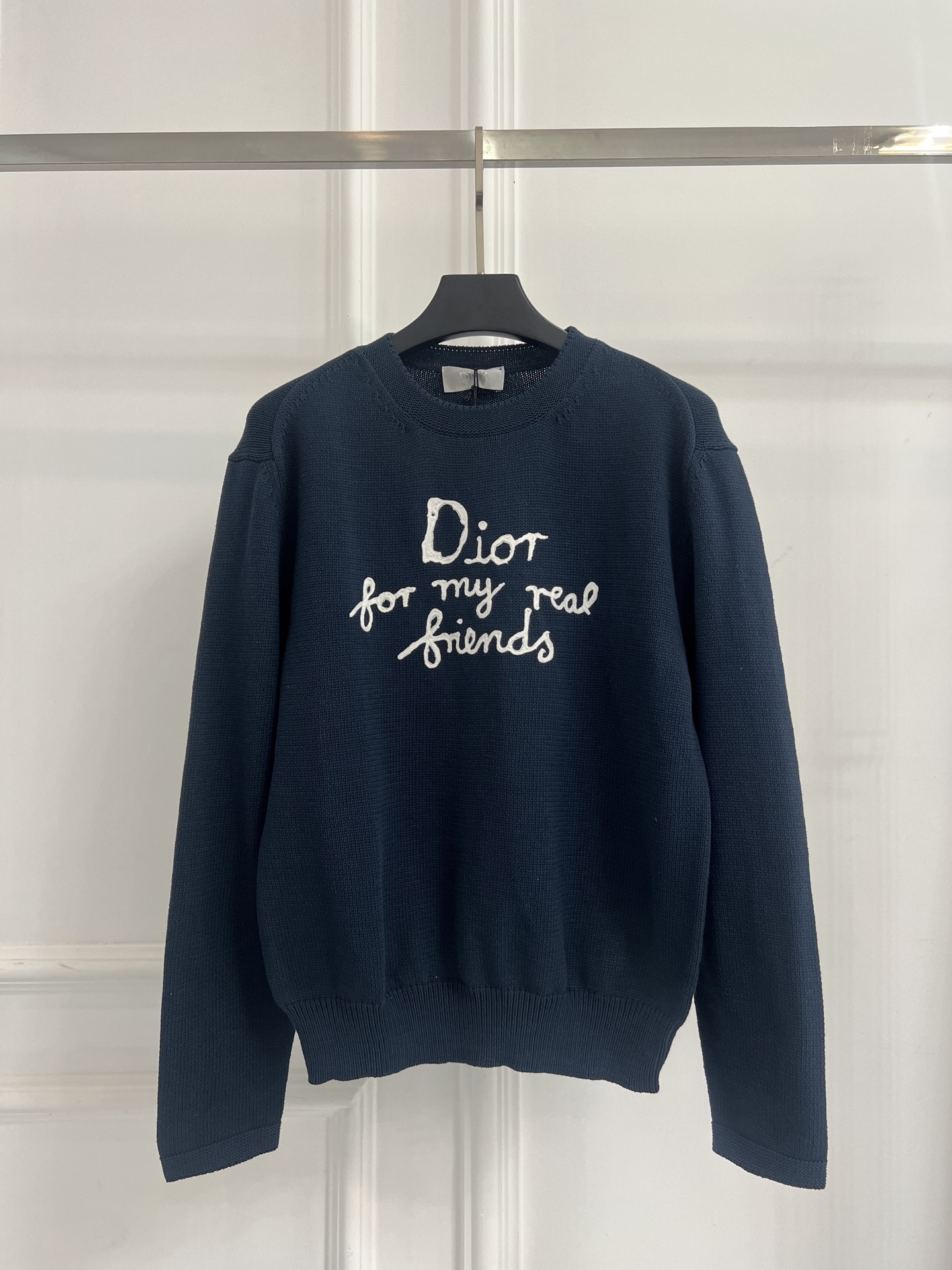 디올(DIOR) 힐튼 넬 협업 로고 니트 의류