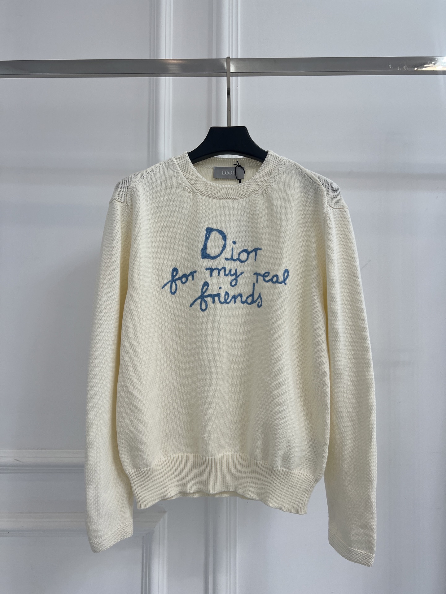 디올(DIOR) 힐튼 넬 협업 로고 니트 의류