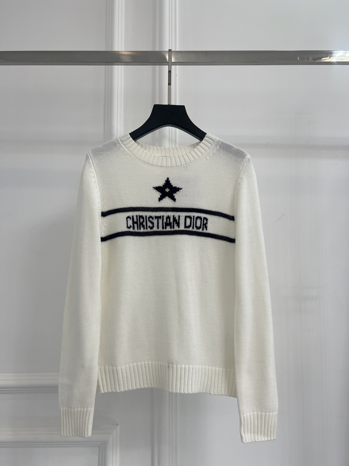 디올(DIOR) 럭키 스타 로고 캐시미어 혼방 니트 의류