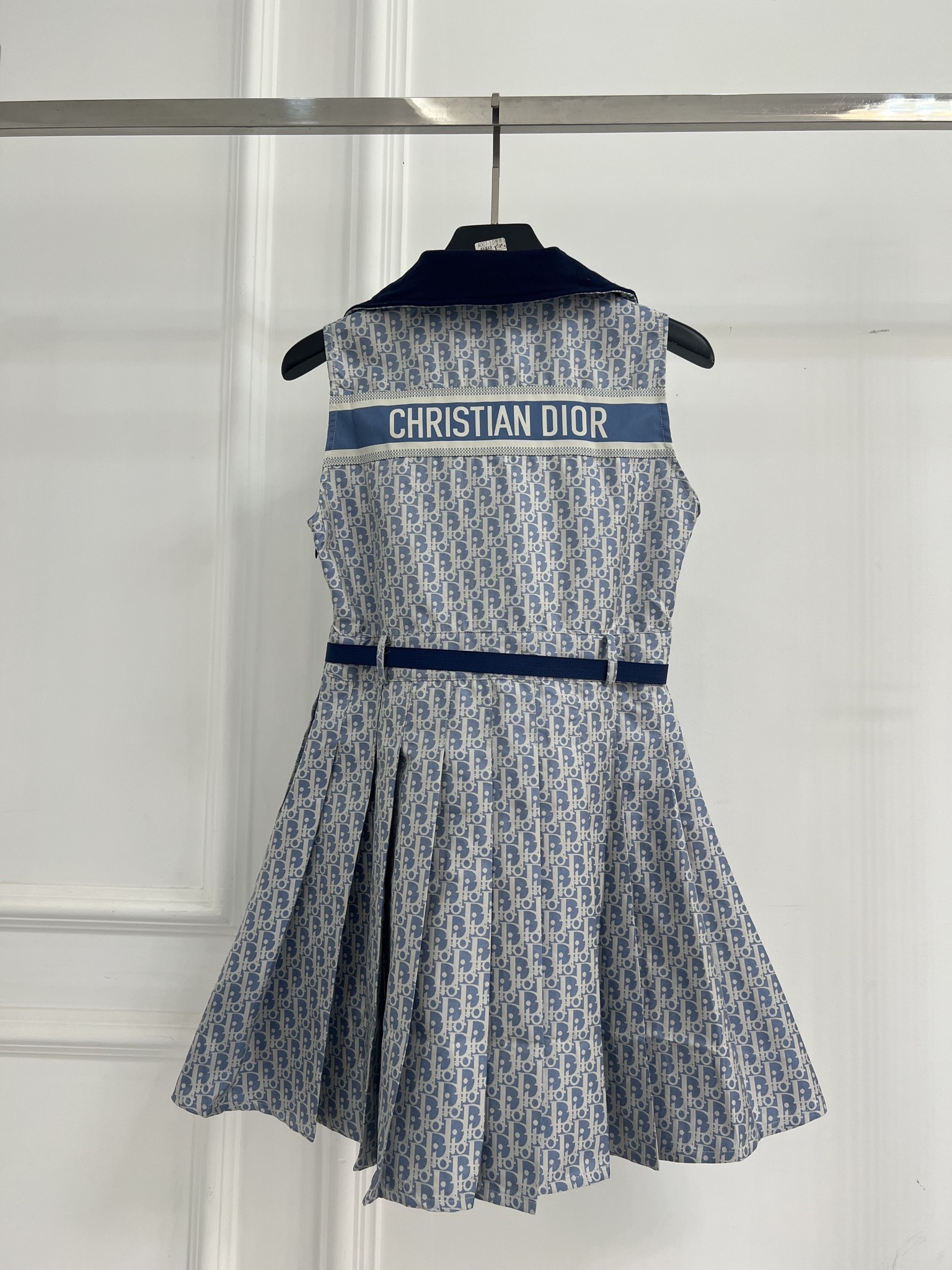 디올(DIOR) 오블리크 자카드 벨트 베스트 원피스 의류