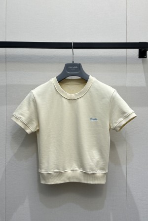 프라다(PRADA) 배색 로고 자수 반팔 티셔츠 의류