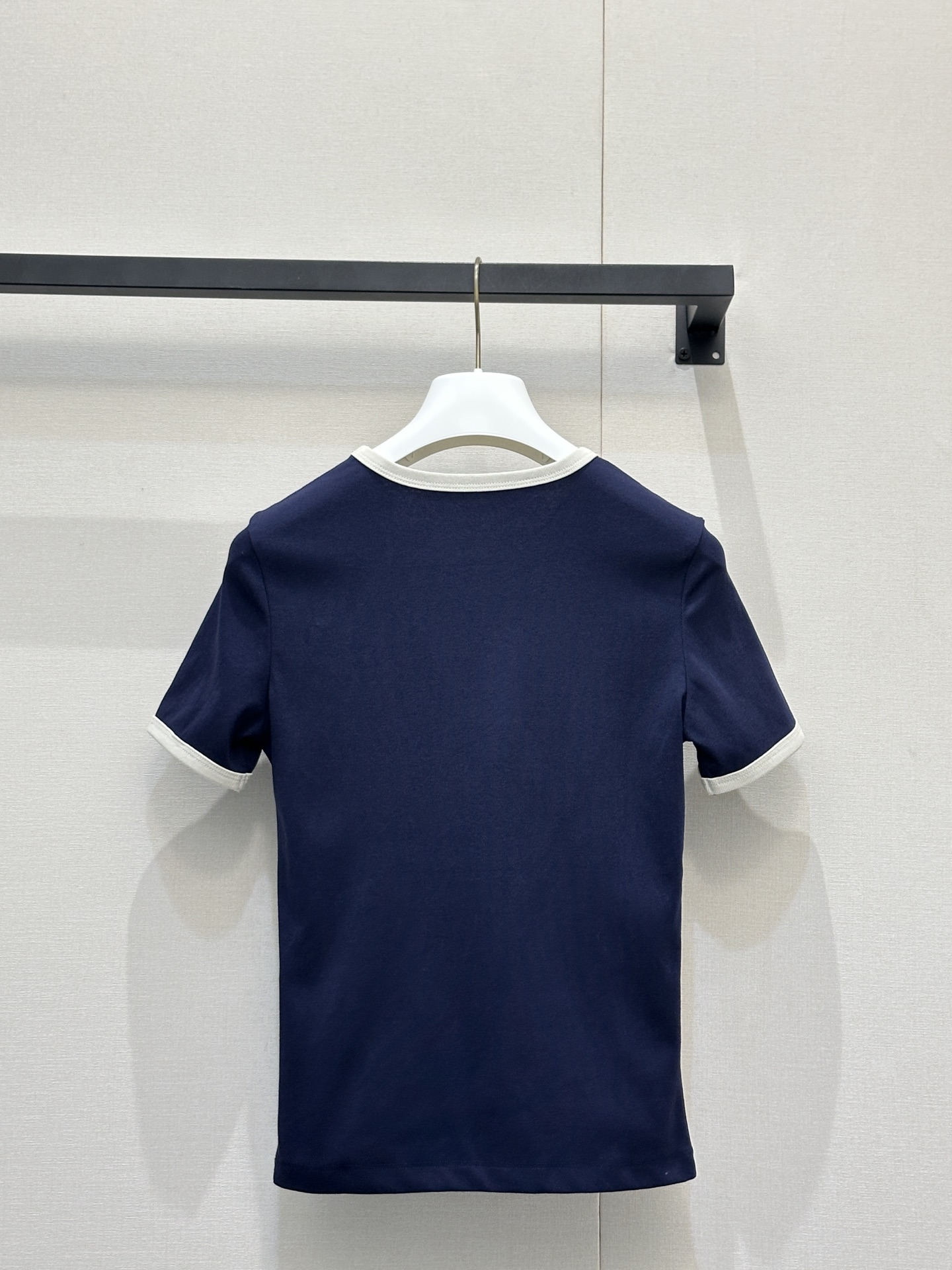 생로랑(YSL) 배색 로고 자수 반팔 티셔츠 의류